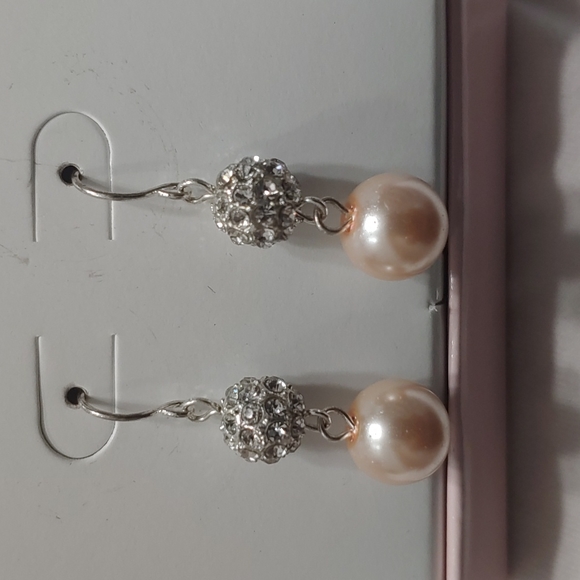 Macy's Pearl and stone earrings - Picture 2 of 3
